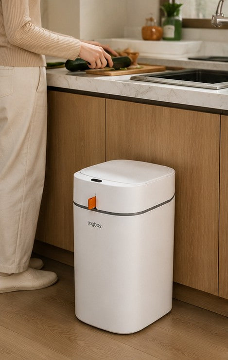 Smart waste basket with automatic lid for bathroom and office